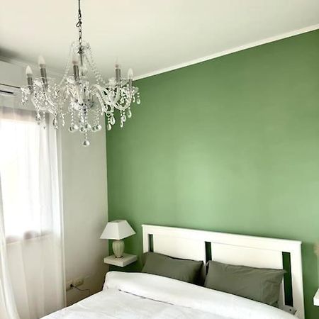 Casa Vacanza Elislor Apartments Fiumicino Exteriör bild